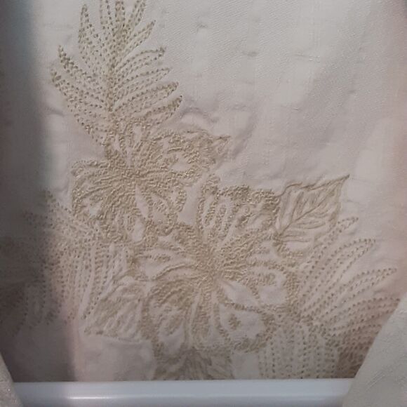 Tommy Bahama Mens M Bamboo Print 100% Silk Hawaiian Shirt Ultra Premium Rum - Picture 4 of 9